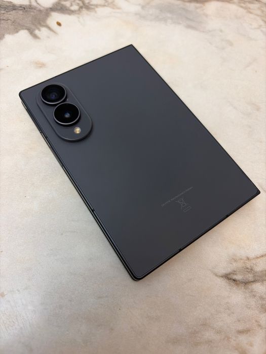 Samsung Galaxy Fold 8 1TB