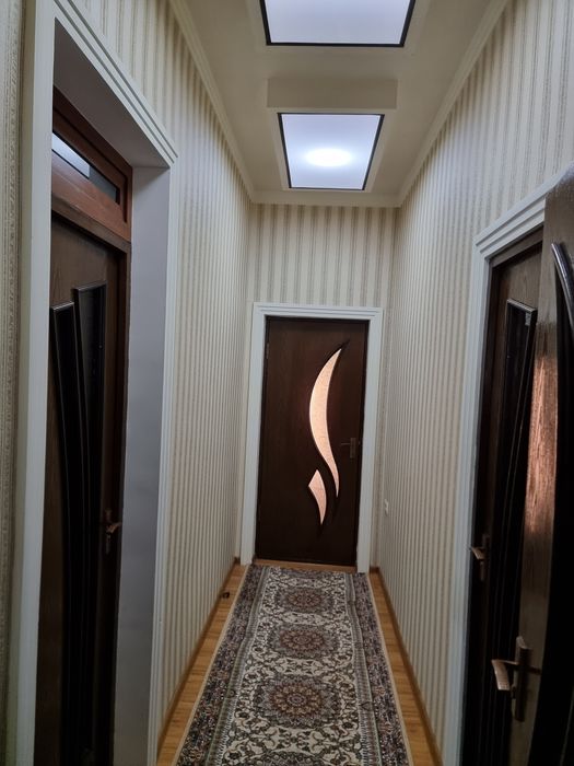 Срочно .Уй сотилади.3хона+ошхона,ваннахона уй ичида.Шахматчи кучасида.