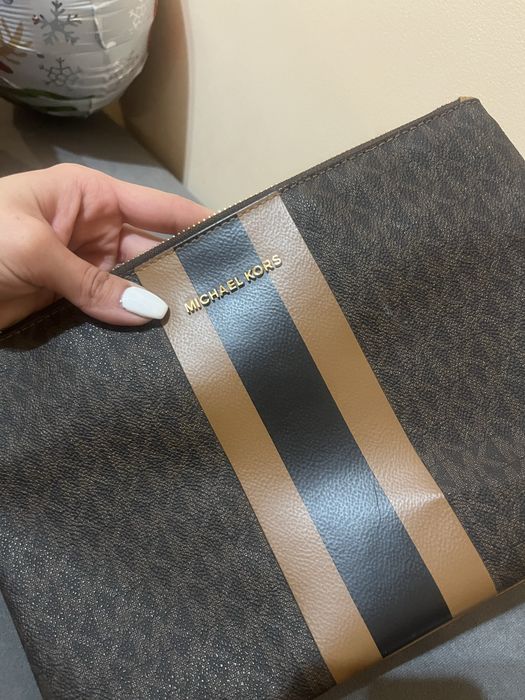 Michael Kors чанта