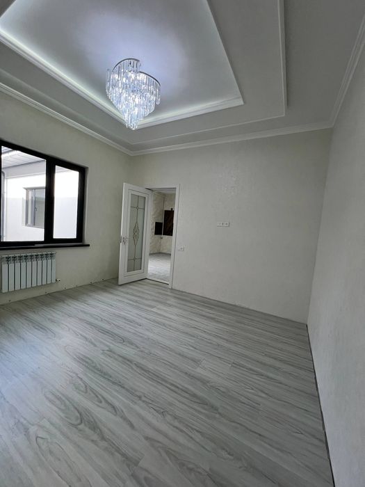 1.7 сотих 4 хона 120 кв.м. янги курилган нотариусга таёр уй сотилади