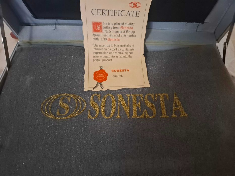 Set Tacamuri placate cu Aur  72 piese SONESTA