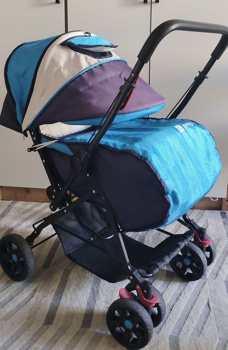 Продам коляску Prego