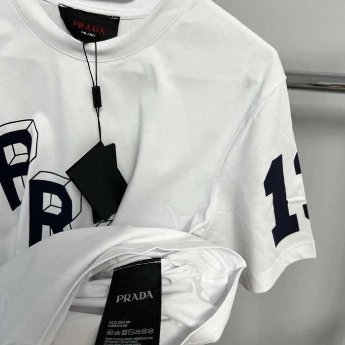 Tricou PRADA super calitate