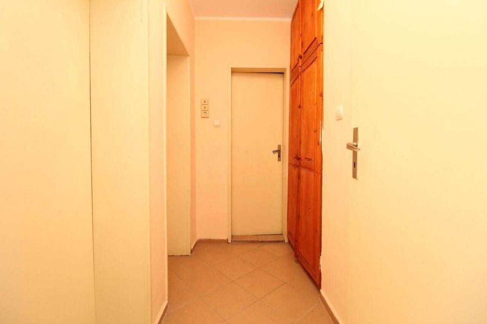 Продава се Тристаен апартамент в Пловдив, Каменица 1 - 100 кв.м за 790 €/кв.м - Снимка #7