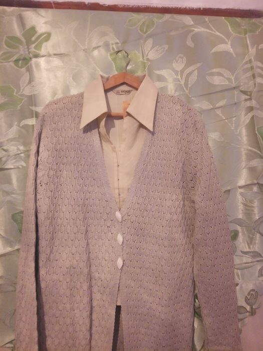 Продавам дамски жилетки