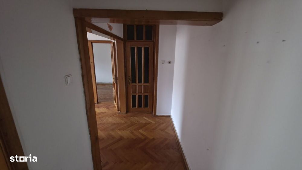 Apartament 2 camere central , 57 mp Petrosani, Hunedoara