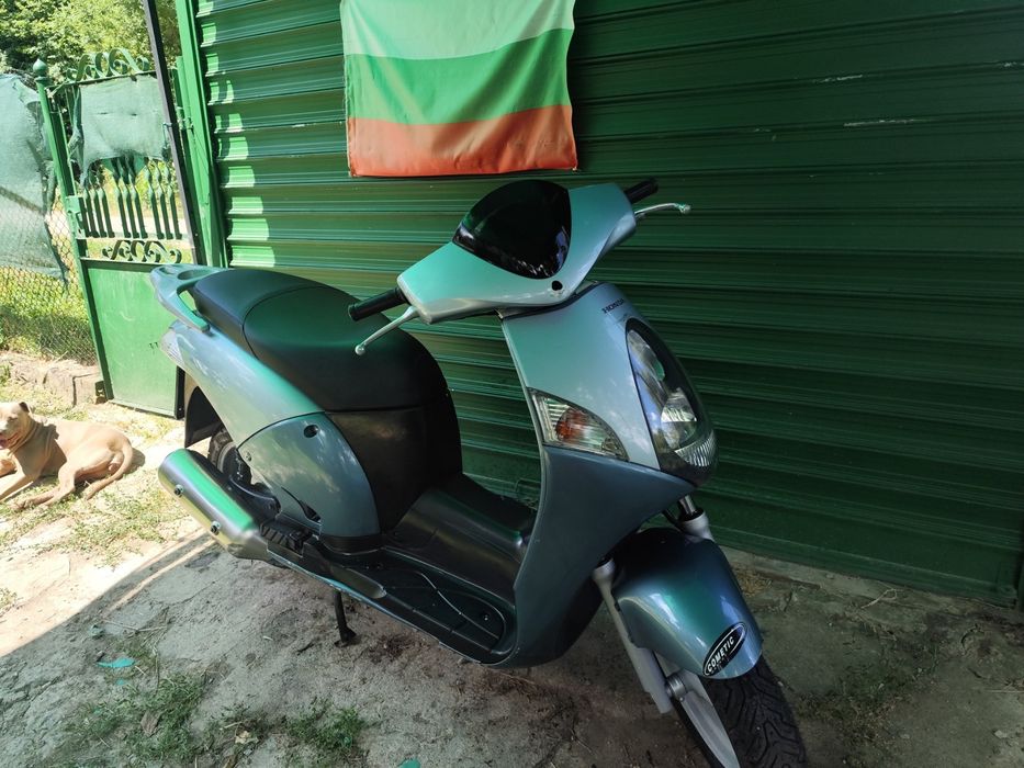 Скутер Хонда Q 1250.  Honda  Q 125