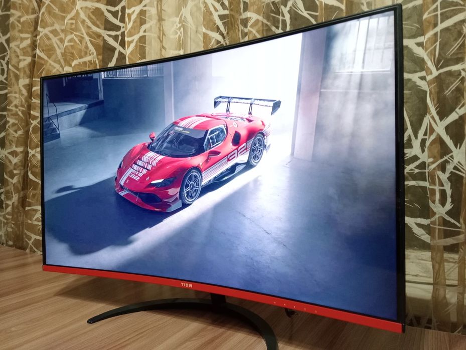 Изогнутый монитор 32" 75Hz