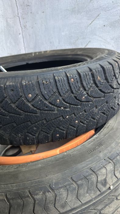 Продам  2 боллона 185/60/14