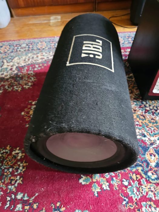 subwoofer auto in stare inpecabila