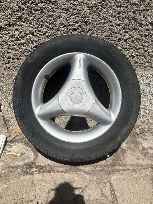 4 бр. алуминиеви джанти 14 цола с гуми Vredestein – VW Passat