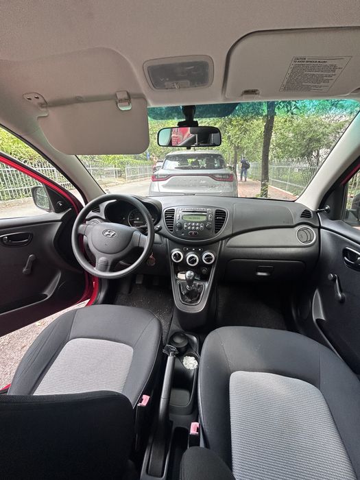 De vanzare Hyundai i 10 rosu