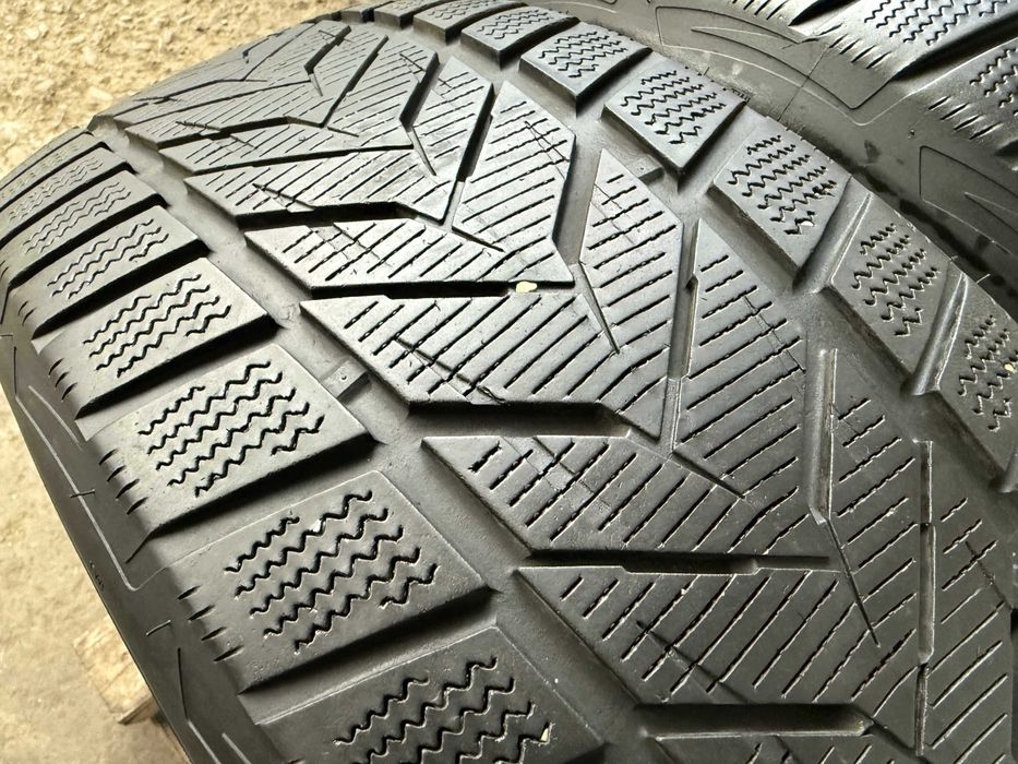 2x Anvelope Iarna 235/55 r17 - Vredestein Wintrack Extreme S