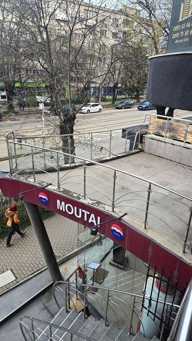 Заведение на бул.Витоша – 2 нива + тераса, лиценз без ограничения, то