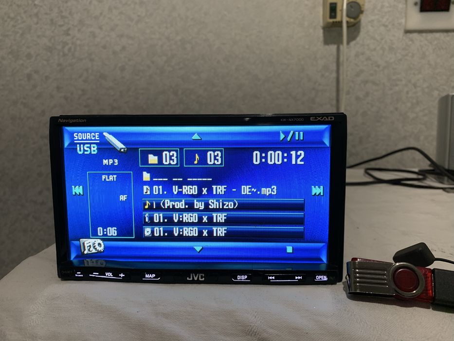 Авто мултимедия JVC