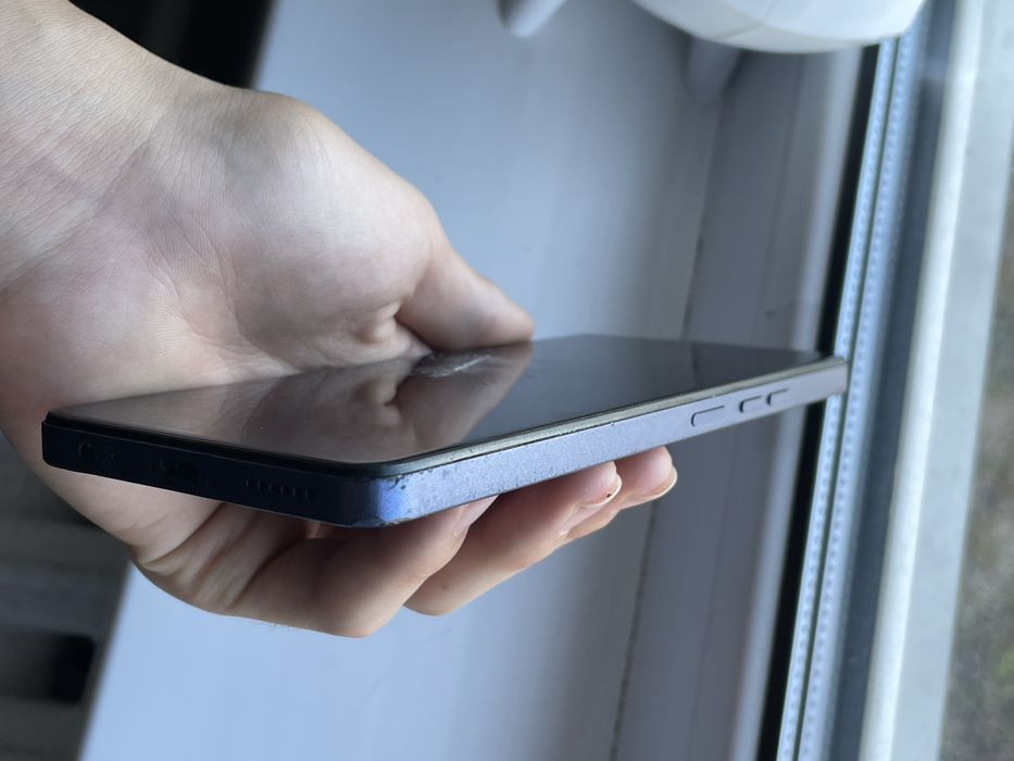 Продам телефон Tecno Spark 10 pro