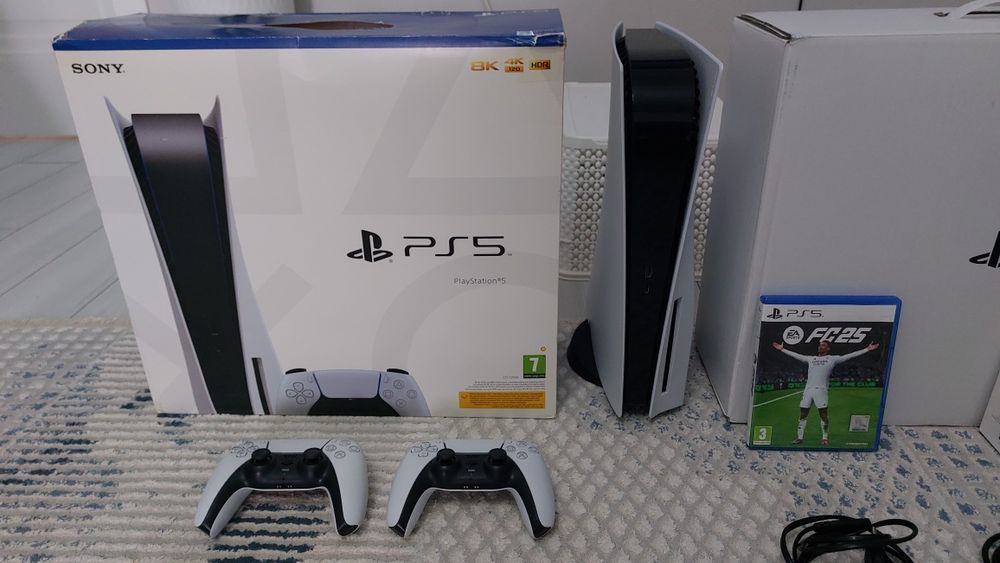 PS5 + 2дж+Фифа 25