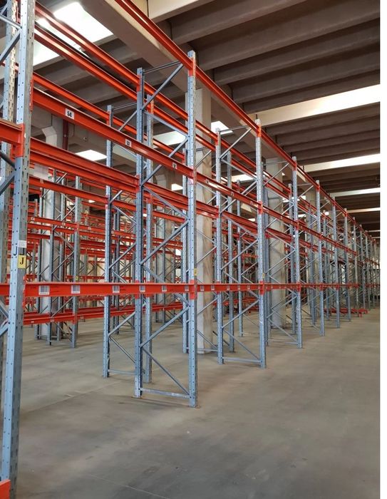 Rafturi metalice industriale profesionale