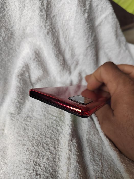 Самсунг телефон А31