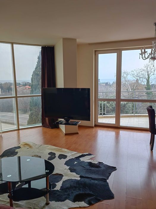 Дава се под наем Тристаен апартамент в Варна, м-т Евксиноград - 112 кв.м за 698.19 € - Снимка #15