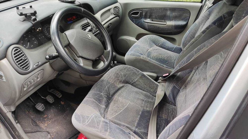 Ван Рено Сценик