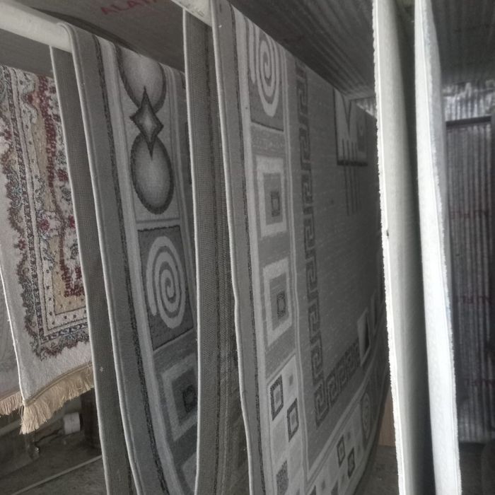 Продам ковер большой толстый пю