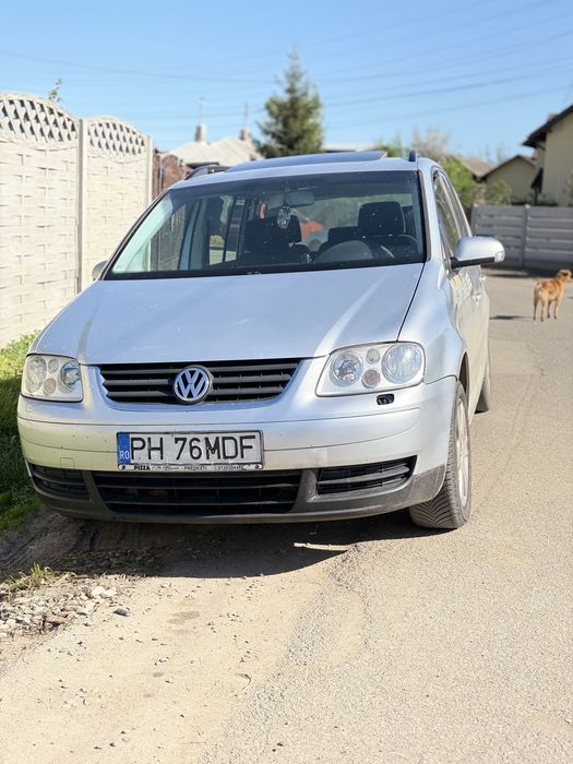 Volkswagen Touran diesel, 2.695 € — imagine 4