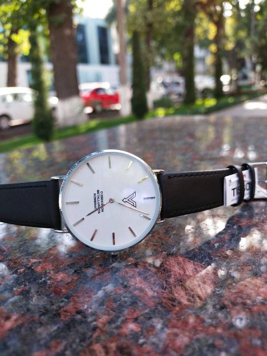 Часы с логотипом лого любые надписи(Tissot)