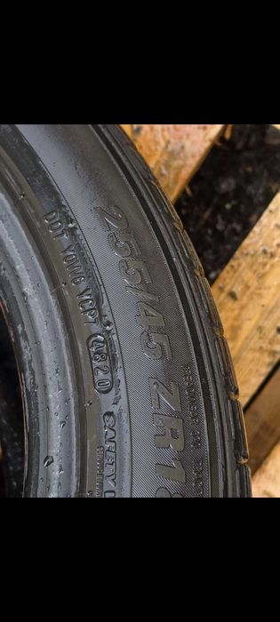 Гуми 255 45 18 KUMHO