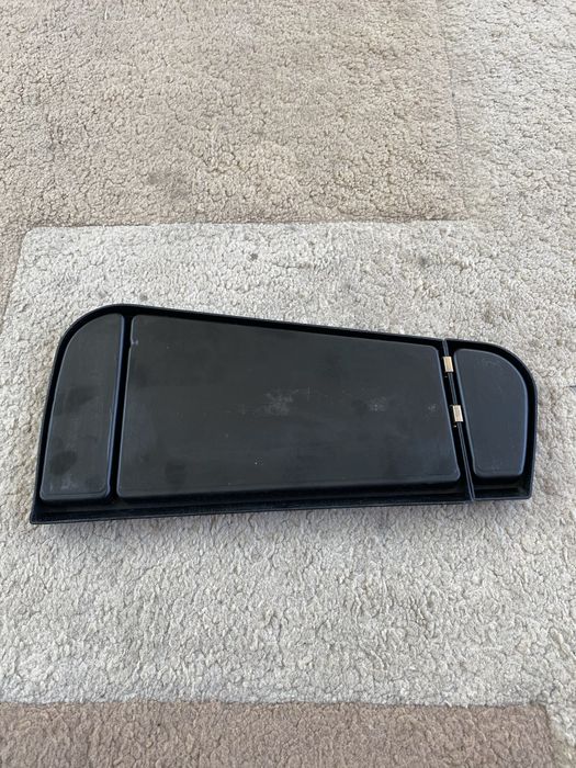 Монетница на BMW e34