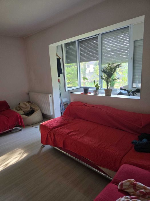 Apartament 3 camere parter cu balcon din constructia  blocului Circumvalatiunii  Favorit amenajat