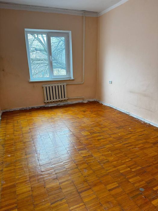 Продажа 1/3/5 на массиве Ахмад Югнакий, балкон 2х3
Чистая 
Санузел сов