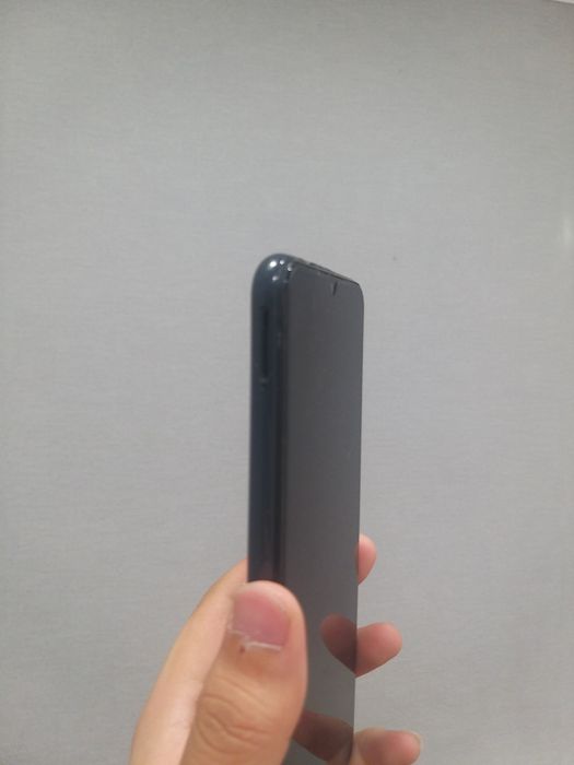 Продам Samsung Galaxy A13 64GB