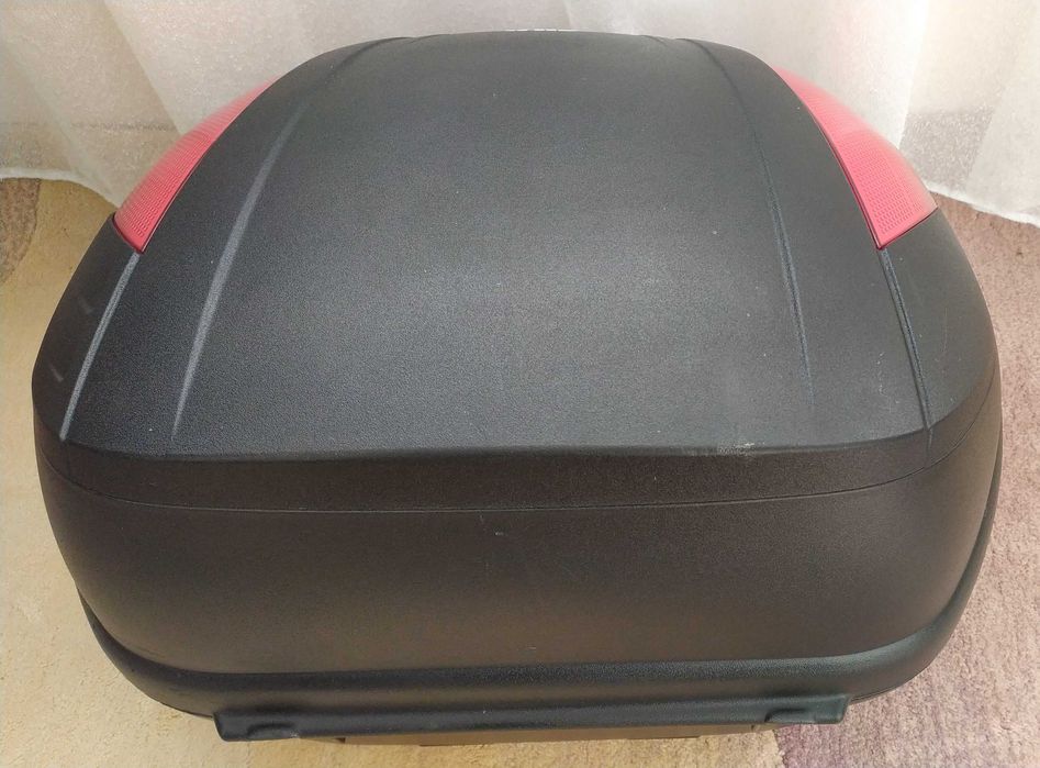 Багажник - куфар за мотор