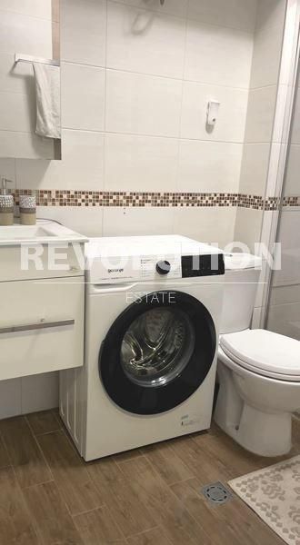 Дава се под наем Двустаен апартамент в Варна, Бриз - 65 кв.м за 847.62 € - Снимка #7