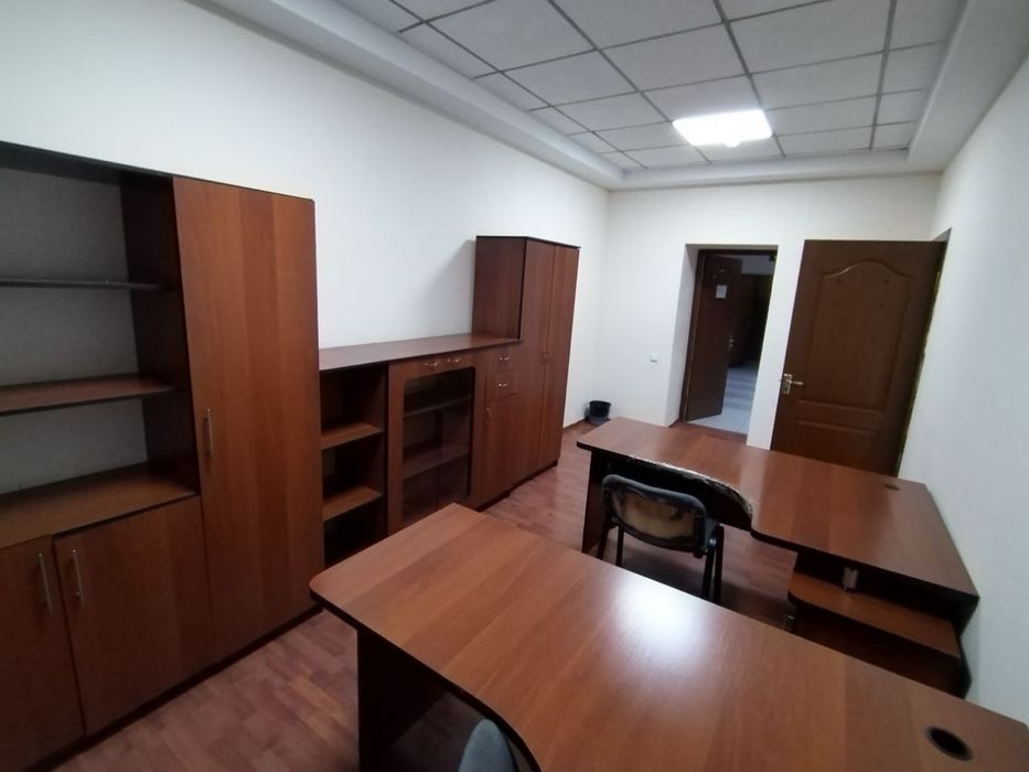 Аренда под офис С Мебелью 65кв.м 3 комната Алайский! 1600у.е