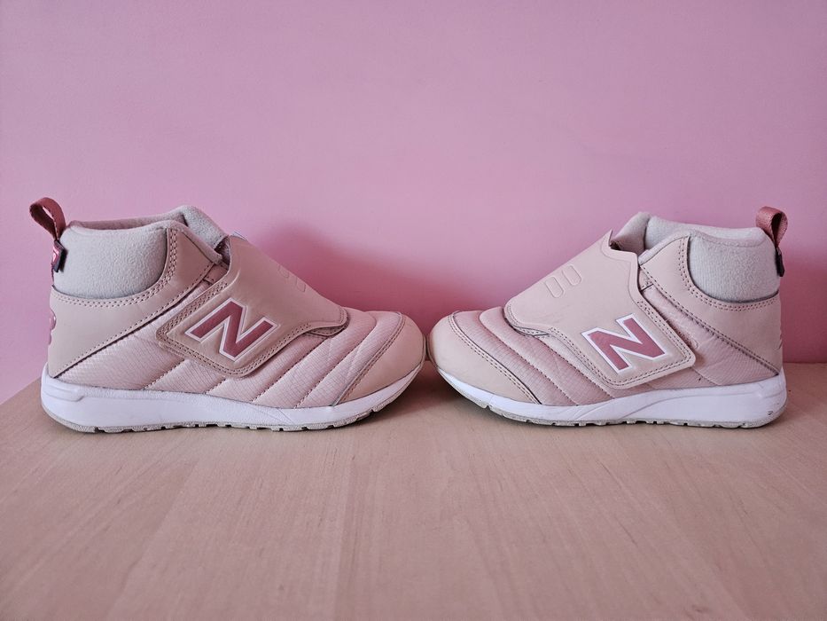 Боти New Balance номер 35