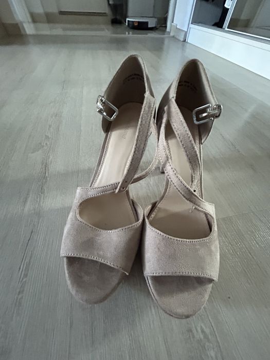 Sandale elegante bej