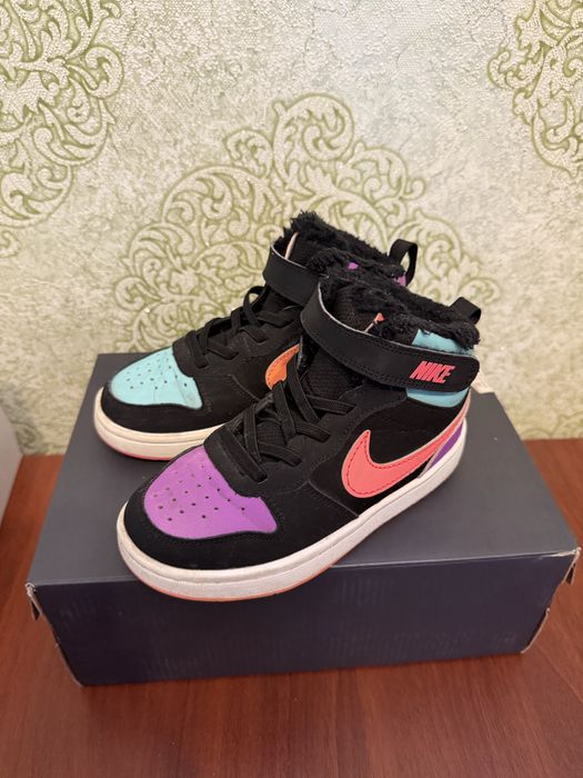 Кроссовки найки