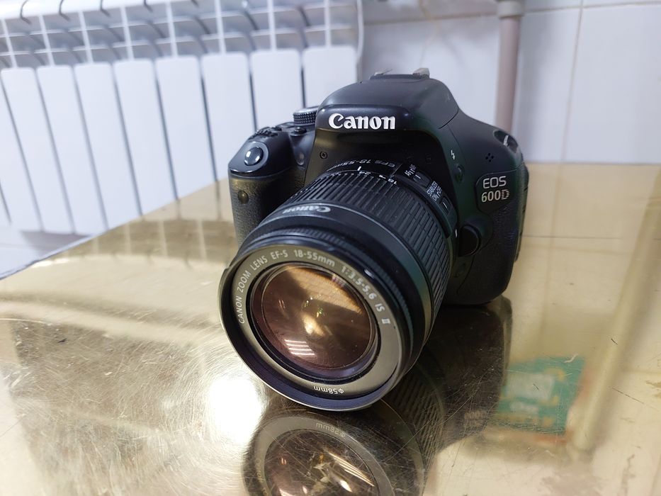 Фотоапарат Canon