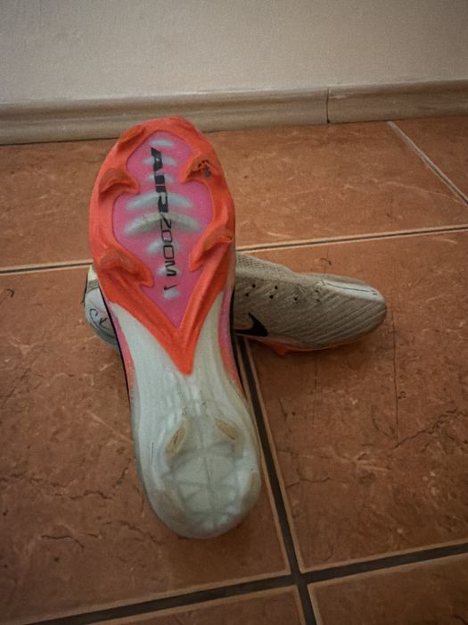 Бутонки Nike Mercurial