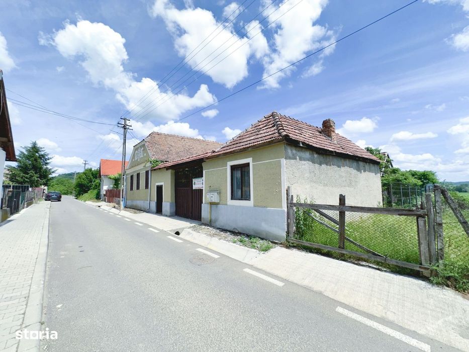 CASĂ DE VÂNZARE
Sat Alma, comuna Alma – județul Sibiu