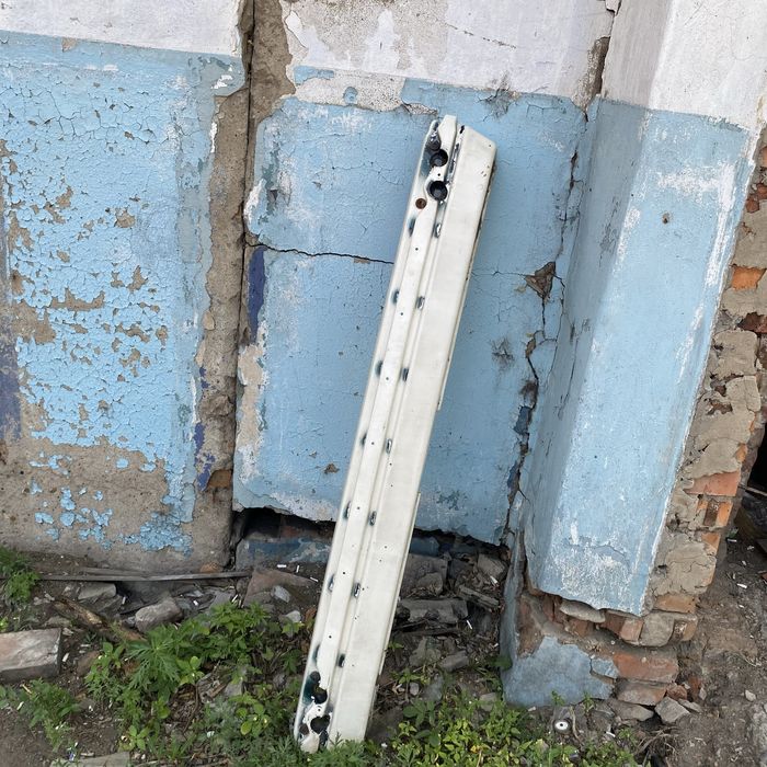Продам усилитель бмв е34