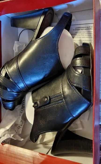 Дамски сандали Marco Tozzi , велур и  кожа  38 и 37 номер  по 30 лв.