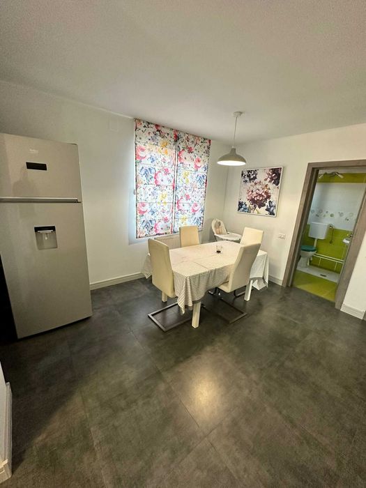 Apartament spațios cu 5 camere în Borhanci – zonă de case, finisaje moderne, mobilat complet