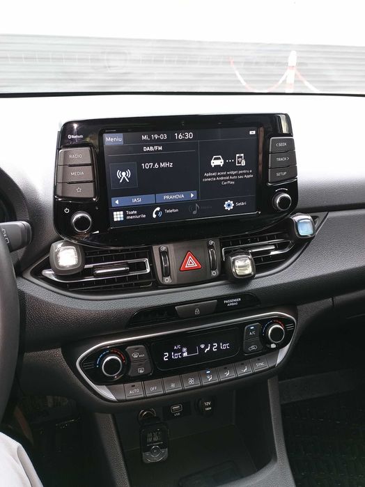 Hyundai I30 2024 110 cp in garantie 2029 bonus anvelope Hankook de iarna montate cu jante noi dot noiembrie 2024