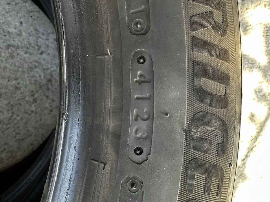 Bridgestone 4123 DOT 225/55/18 нОВи!