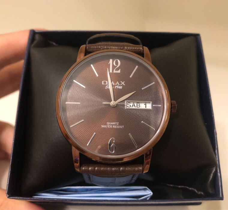 Часы наручные классические