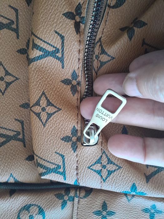 Дамски кожени раници