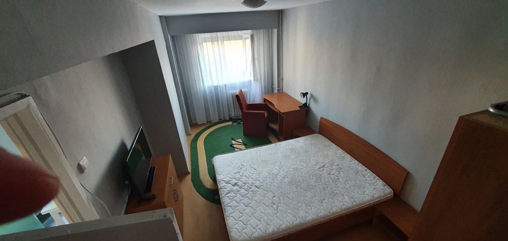 Apartament cu o camera, de inchiriat pe Bvd Dacia